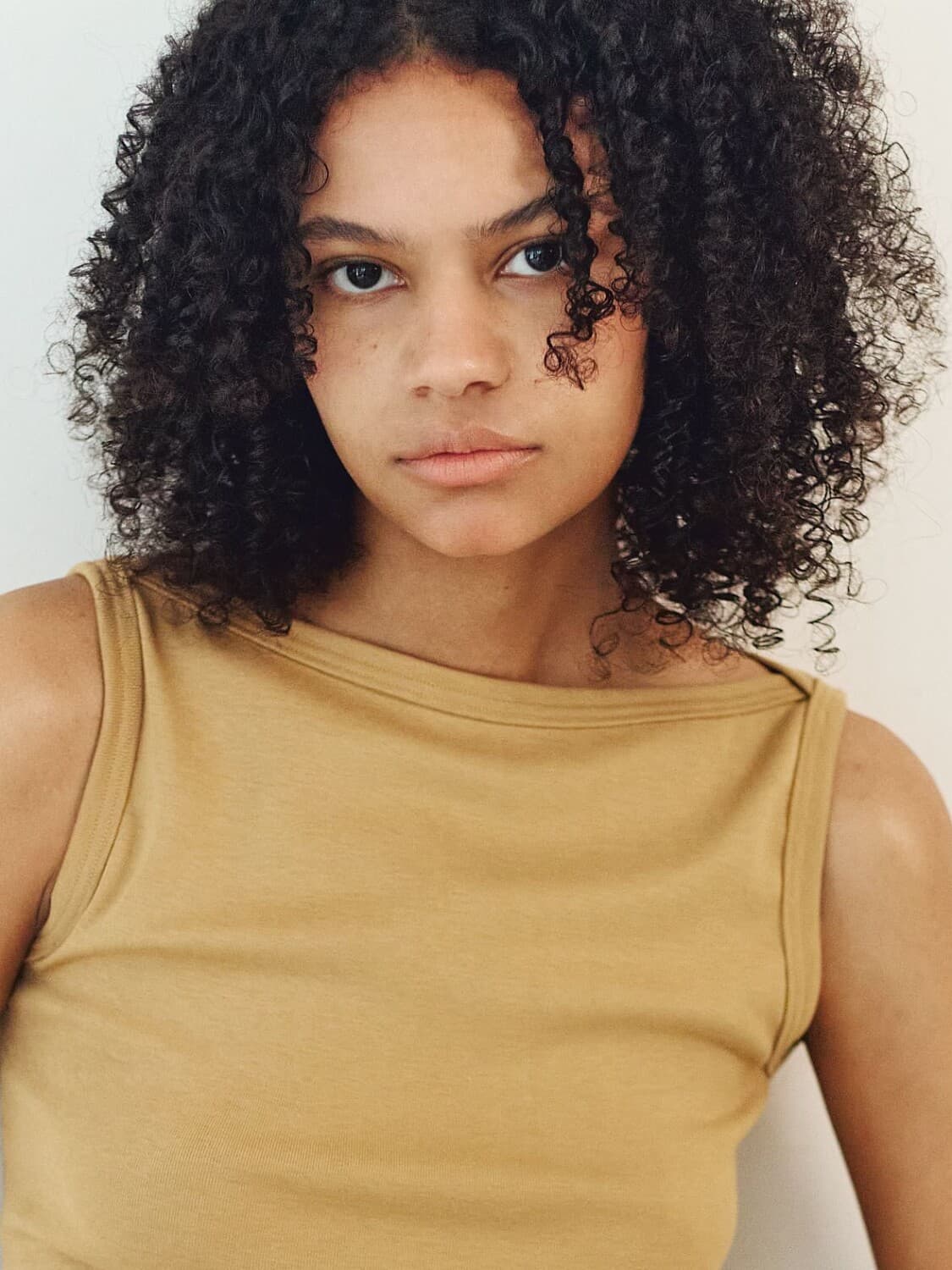 MARYAM SAUZET portfolio 9
